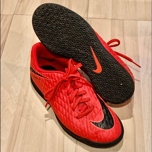 Nike Hypervenom X boys cleats - Picture 2 of 3